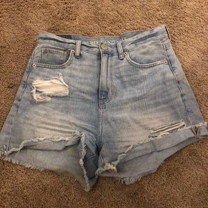 American Eagle Mom Short